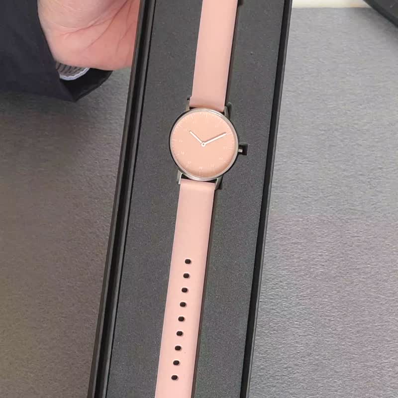 BIJOUONE彼樹灣 B40系列 裸粉色表盤 硅膠表帶 女款防水精鋼手錶 - 女裝錶 - 不鏽鋼 粉紅色