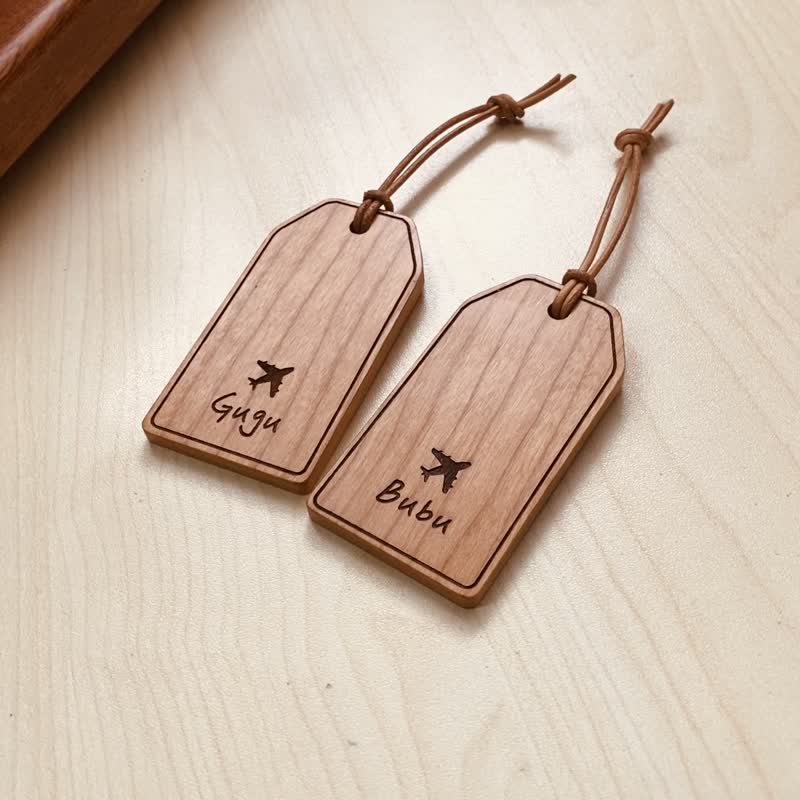 Customized gift log wooden hang tag small pendant luggage tag guard couple gift similar to Yan Hui - Charms - Wood Brown