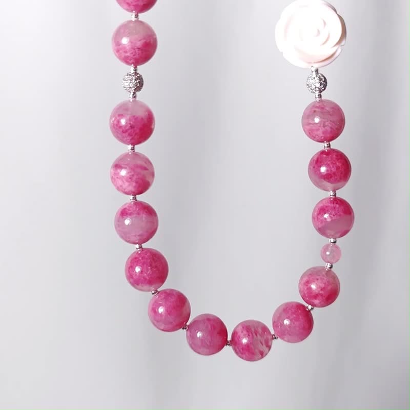 Ice rose Stone rose stone jade cherry blossom rain queen shell red luck head wealth necklace single product - Necklaces - Gemstone Pink