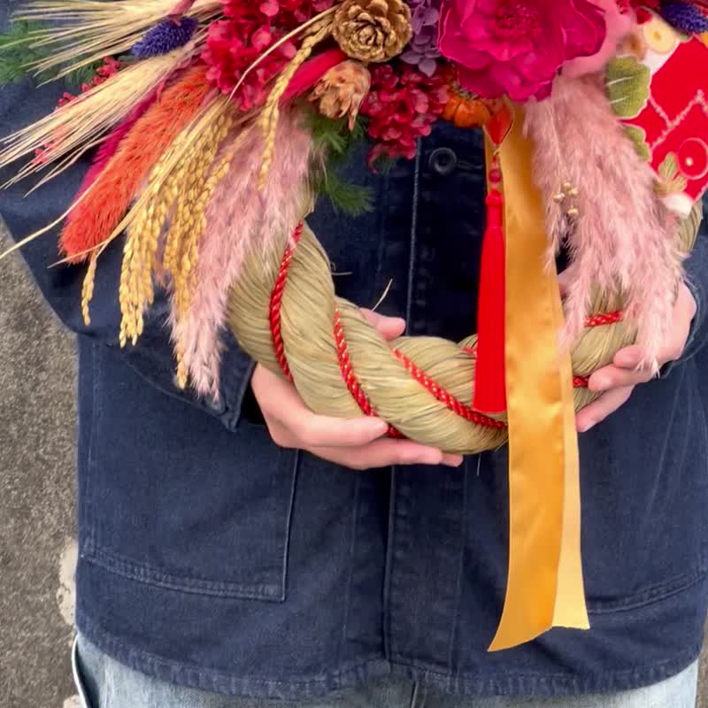 無聊花藝 大柱日本祈福注連繩 水引線 新年花禮 壁上裝飾 - 乾燥花/永生花 - 植物．花 紅色