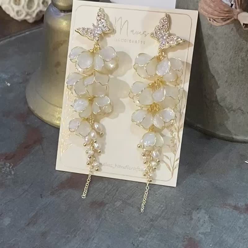 Lily of the Valley • Pearlescent White - Handmade Resin Earrings Jewelry Wedding New Year Birthday Gift - Earrings & Clip-ons - Resin 