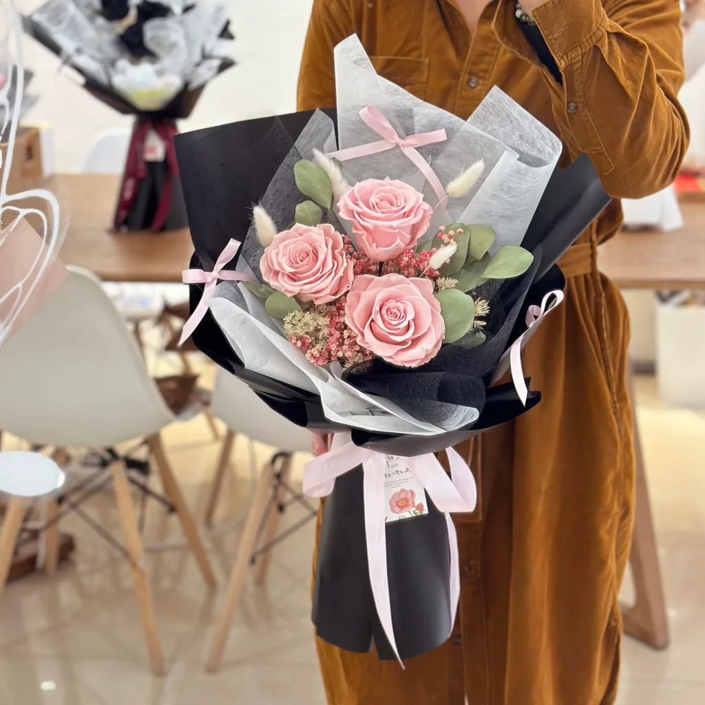 七夕什麼時候:婕蕬花時玫瑰花束