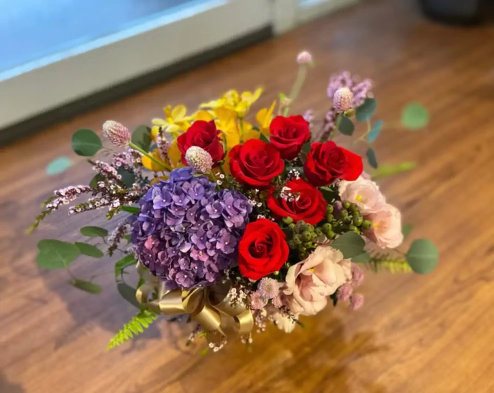 拜土地公:享花藝花坊濃情款款鮮花盆花