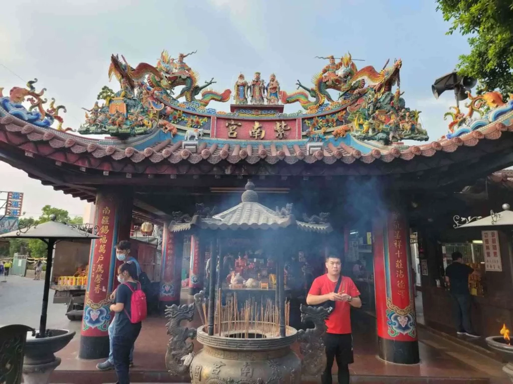 過年拜拜:南投竹山紫南宮