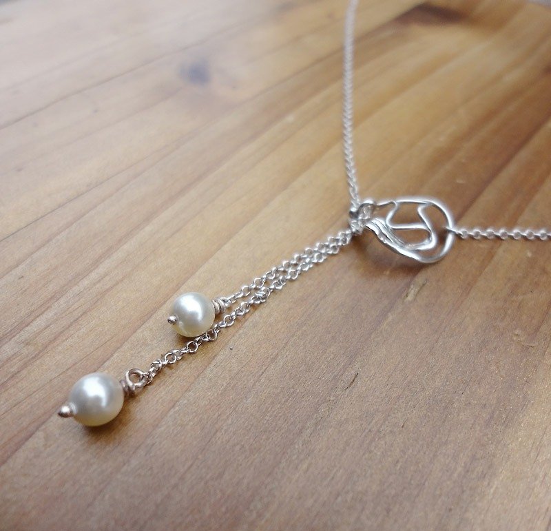 Ocean Gift Silver Necklace - Sterling Silver Pearl - สร้อยคอ - โลหะ สีเทา