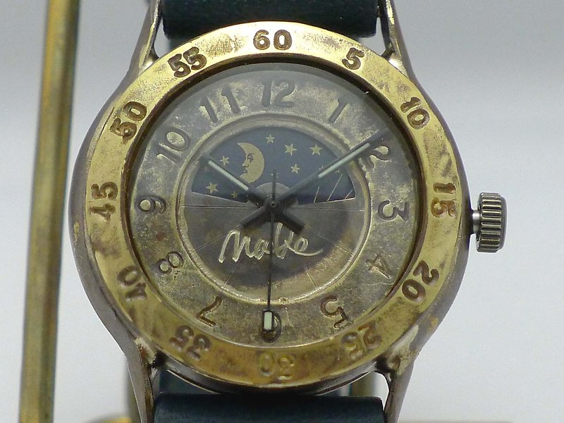 HandCraftWatch Sun & Moon Men's Brass 32mm minute display bezel (359S & M NV) - นาฬิกาผู้หญิง - ทองแดงทองเหลือง สีทอง