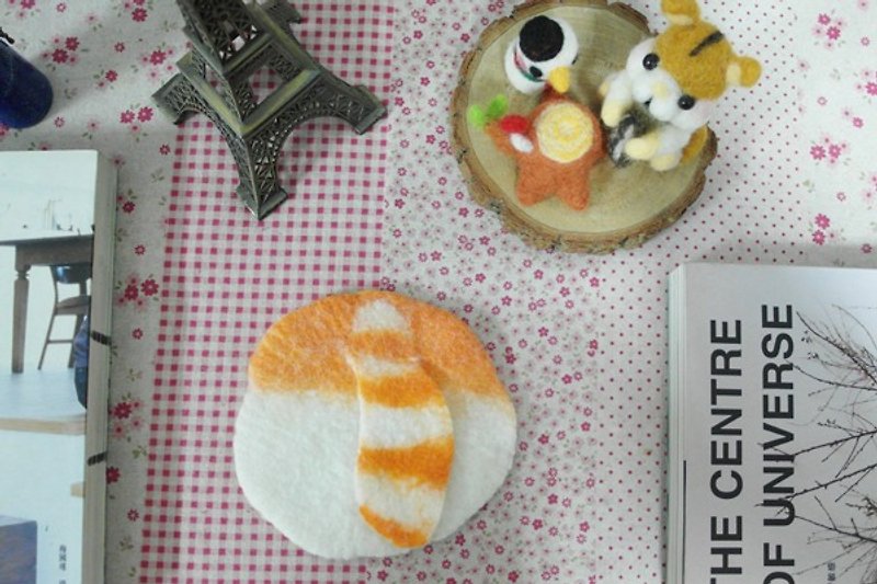 Tail can turn up the cat coasters - Coasters - Wool Orange