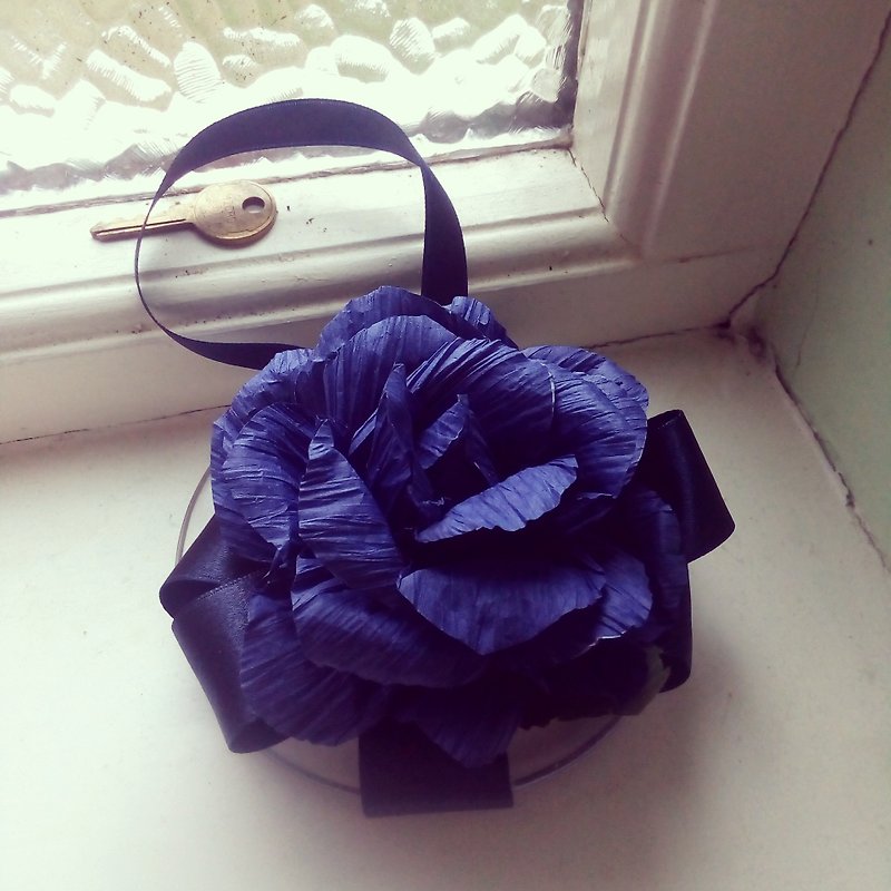 Victoria paragraph retro handmade paper rose strap - dark blue purple - ของวางตกแต่ง - กระดาษ สีน้ำเงิน