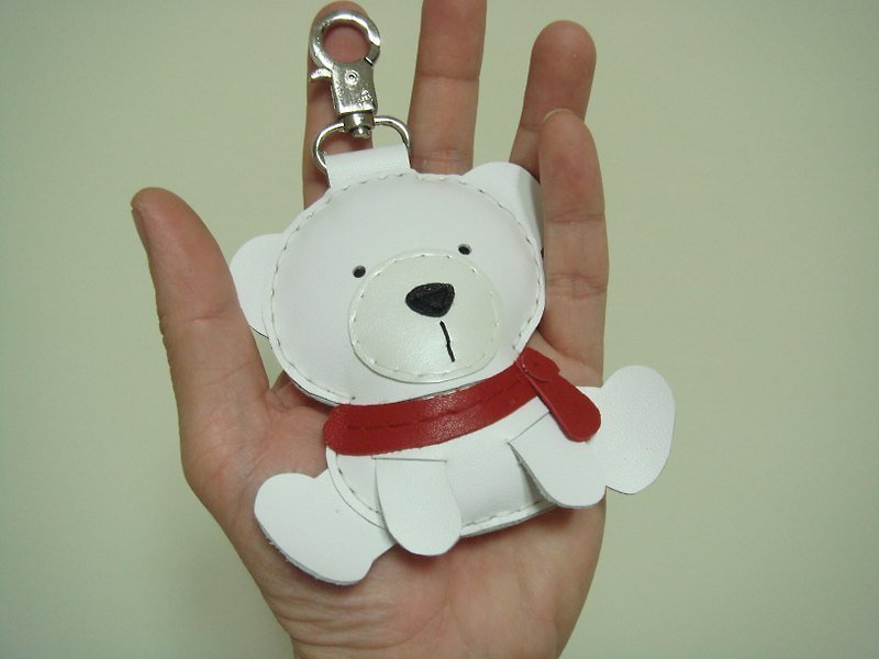 { Leatherprince 手工皮革 } 台灣MIT 白色 可愛 大北極熊 純手工縫製 皮革 鑰匙圈 / BIG Julian the Polar Bear Leather Bag Charm ( White ) - พวงกุญแจ - หนังแท้ 
