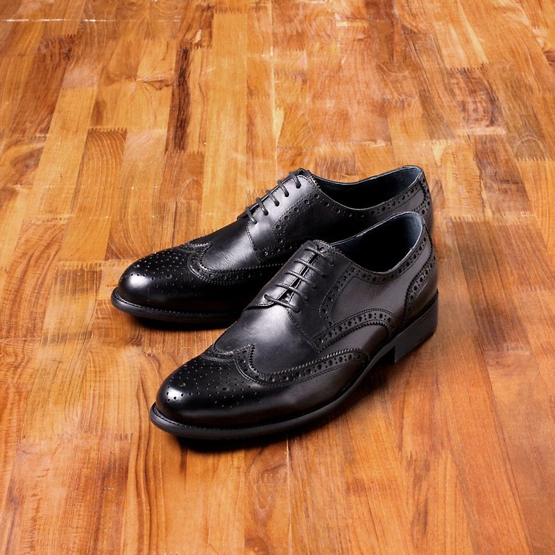 Vanger graceful ‧ hand-made three-dimensional rub color wing carved Derby shoes Va205 black - รองเท้าหนังผู้ชาย - หนังแท้ สีดำ