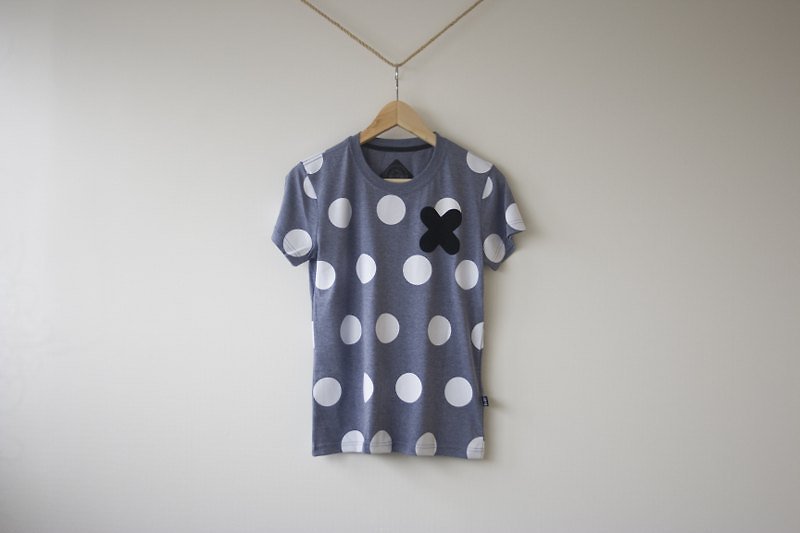 【Not Mr. Right】 I really do not really recommend the polka dot T-shirt (twisted navy blue) - เสื้อฮู้ด - ผ้าฝ้าย/ผ้าลินิน สีน้ำเงิน