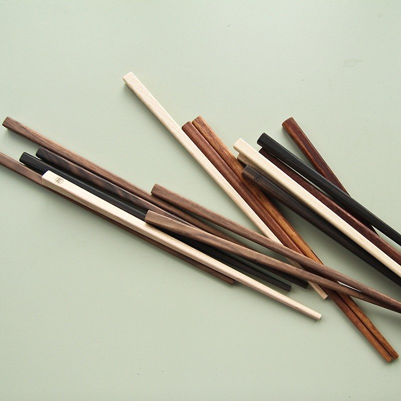 Moment Woods - Taiwan handmade handmade wooden chopsticks/10 into the group - ตะเกียบ - ไม้ สีทอง