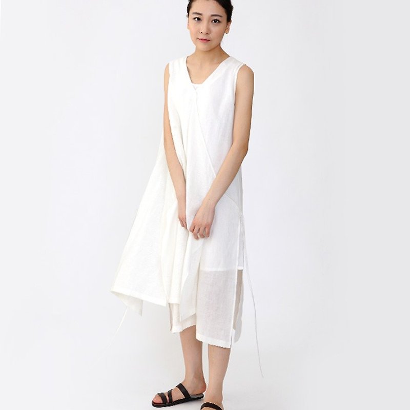 不服 高端葉脈鏤花 假兩件無袖洋裝  白  D140604 - 旗袍 - 棉．麻 白色