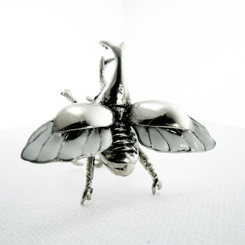 Rhino beetle  ring in white bronze with enamel color - 戒指 - 其他金屬 