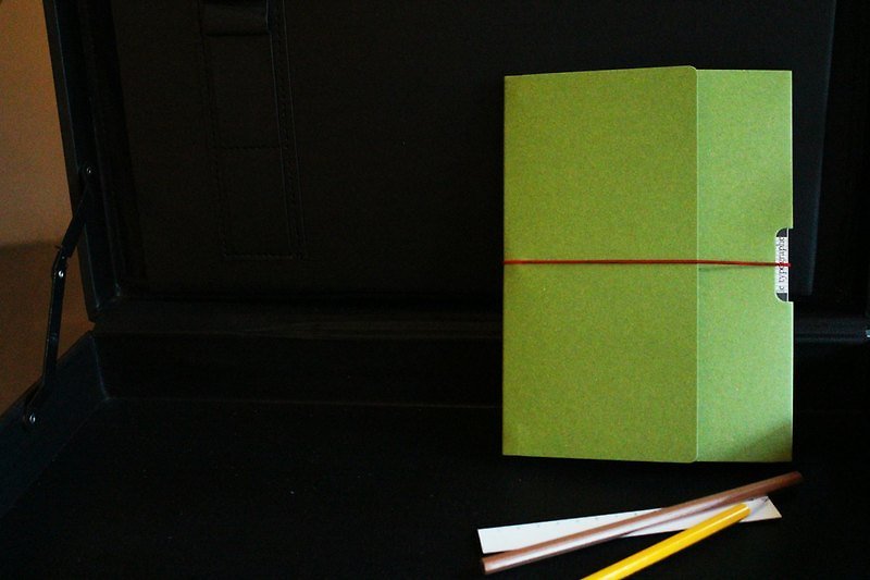 CARNET notebook. Grass green - สมุดบันทึก/สมุดปฏิทิน - กระดาษ สีเขียว