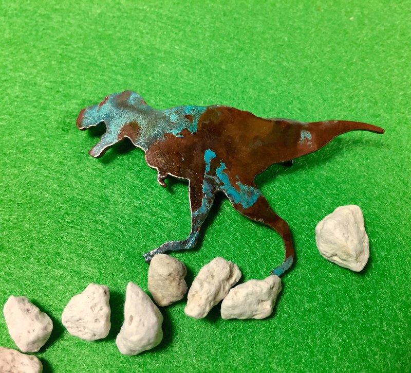 Dino Pin－暴龍 - 胸針 - 其他金屬 多色
