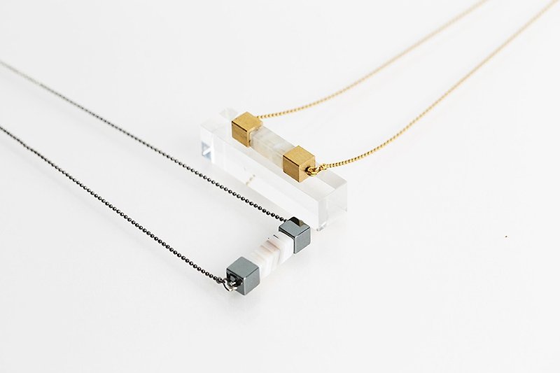 Cube with white agate necklace - Necklaces - Other Metals 