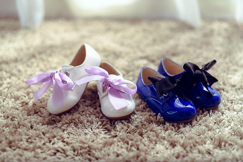 小さな白いオックスフォード靴オックスフォード靴のような「赤ちゃんの日」ギフトの弓 - キッズシューズ - 革 ホワイト