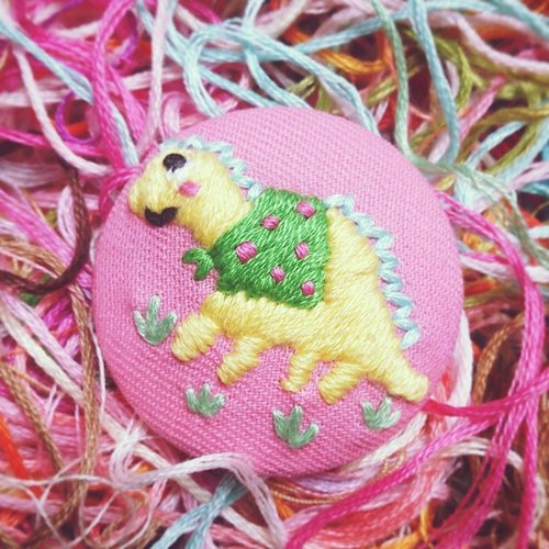 小恐龙刺绣小别针