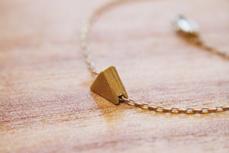 < ☞ HAND IN HAND ☜ > brass - Triangle exercises brass necklace (0483) - Necklaces - Other Metals Gold