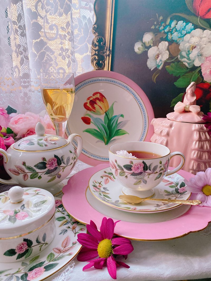 英國骨瓷皇家Wedgwood1970年粉紅玫瑰花茶兩件式庫存品情人節禮物 - 茶壺/茶杯/茶具 - 瓷 粉紅色