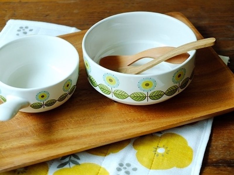 Japan imported Nordic style geometric flowers stackable storage bowl with lid M hair clipper - กล่องเก็บของ - วัสดุอื่นๆ สีเขียว