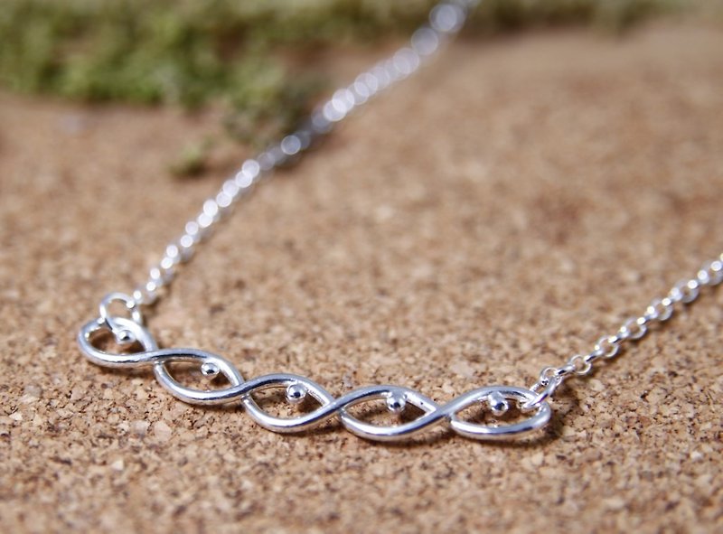 Sterling Silver Necklace / Smile - Collar Necklaces - Sterling Silver Silver