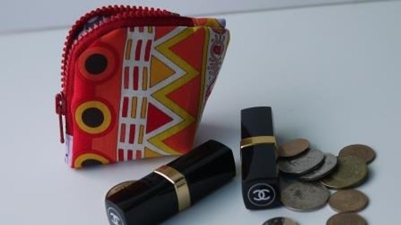 Exotic style_Standing, shaking and making a fortune small coin purse - Coin Purses - Other Materials Multicolor
