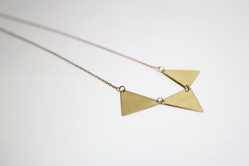 Summer Triangle are simple geometric shapes brass chain clavicle - Collar Necklaces - Other Metals Gold