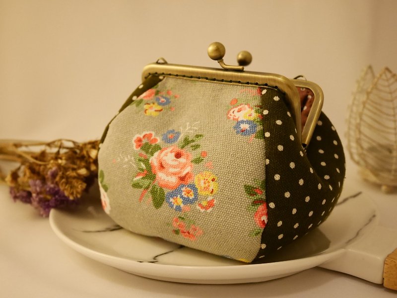 Green tea little x Kyoto rose square mouth gold purse - กระเป๋าใส่เหรียญ - วัสดุอื่นๆ สีเขียว
