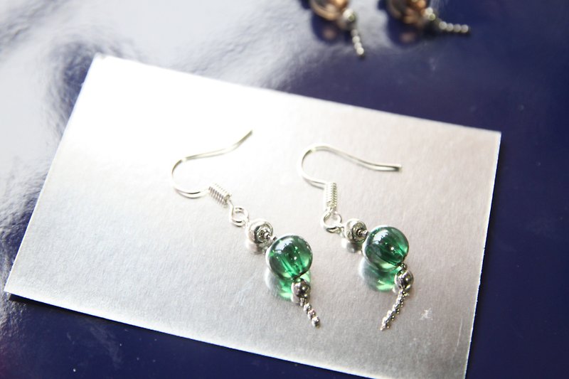 Green jelly bead earrings - ต่างหู - พลาสติก สีเขียว