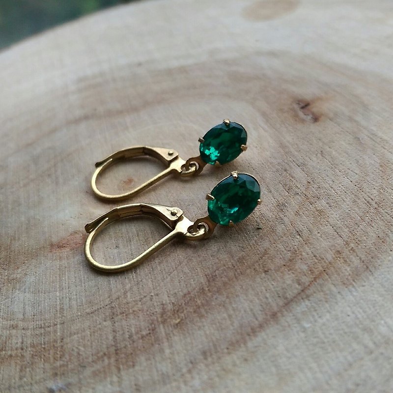 深綠古董玻璃橢圓型耳環