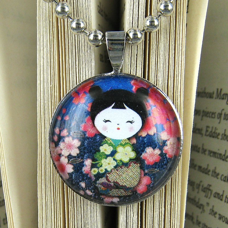 Glass Gemstone Pendant Necklace - Japanese wind doll - Necklaces - Other Materials White