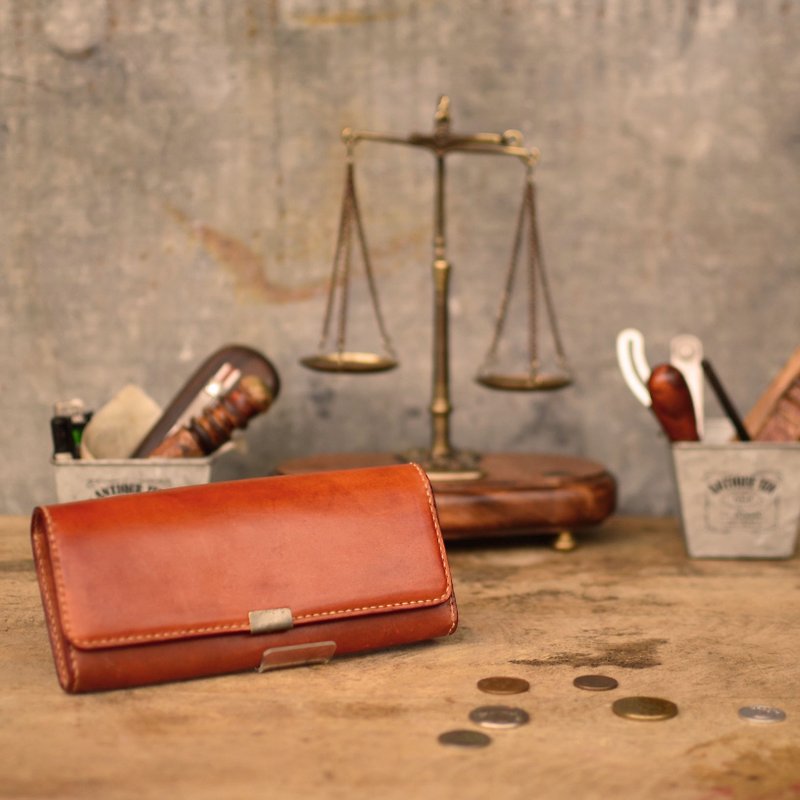 HIKER Leather Studio // Long clip_Light brown color - Wallets - Genuine Leather Gold
