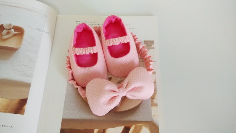 Foundation Shuiyu births gift baby shoes baby hair band + - Baby Shoes - Other Materials Pink