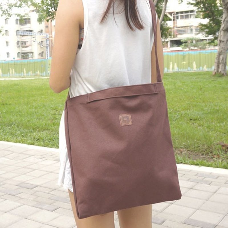 Japanese style side backpack - Japanese high-pound canvas (caramel cloth bud) - กระเป๋าแมสเซนเจอร์ - ผ้าฝ้าย/ผ้าลินิน สีนำ้ตาล
