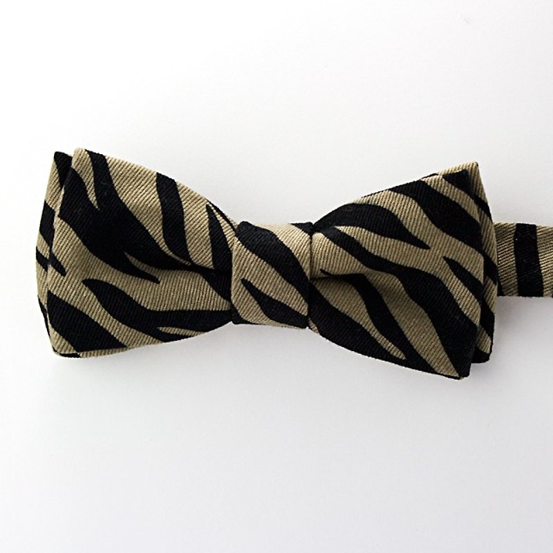 Bowtie (zebra A) - Ties & Tie Clips - Other Materials Multicolor