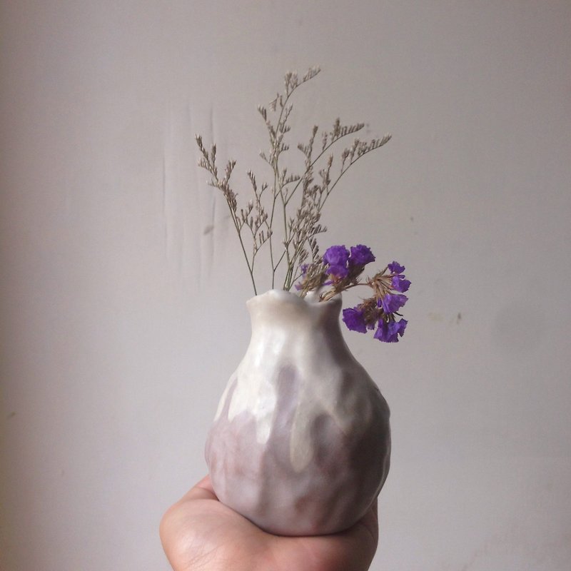 小さな花瓶あふれミルク - 観葉植物 - その他の素材 ホワイト