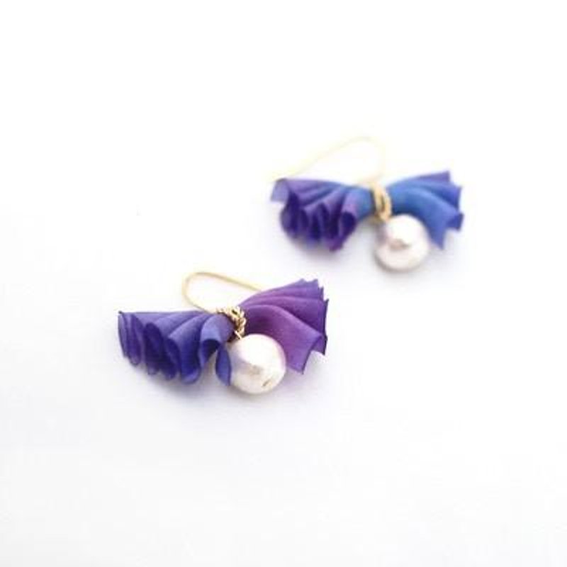 Ribbon earrings & earrings gattina [Blue] - ต่างหู - โลหะ สีน้ำเงิน