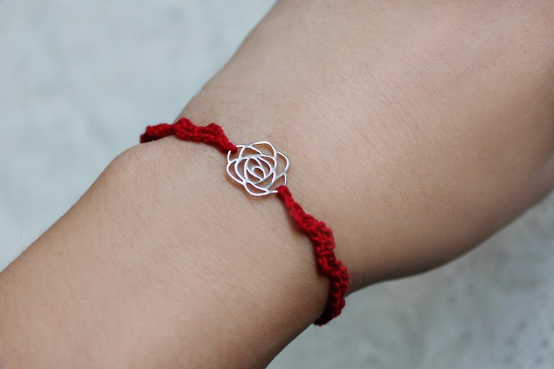 純銀。溺愛玫瑰。編織手鍊 - 手鍊/手鐲 - 其他材質 紅色