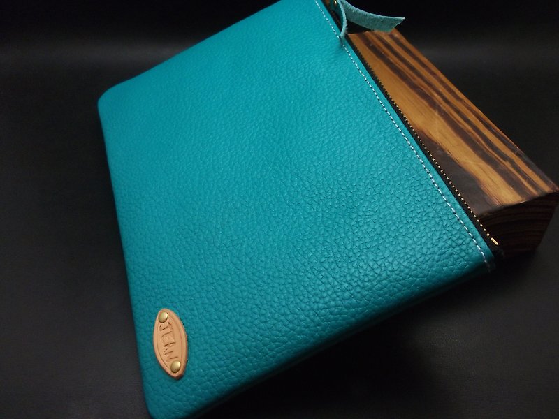 APEE soft leather hand bag zipper ~ ~ napkin bag / cosmetic bag - turquoise - Toiletry Bags & Pouches - Genuine Leather 
