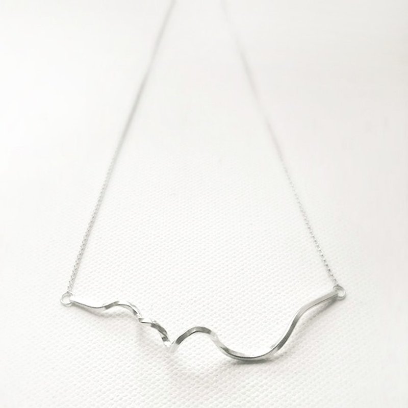 Long Silver Necklace - สร้อยคอ - วัสดุอื่นๆ ขาว