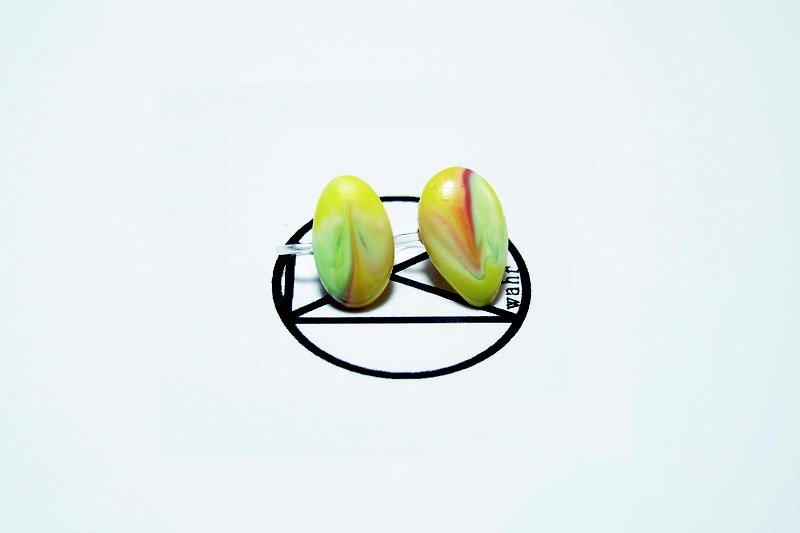 【Wahr】夾式-黃耳環(一對) - 耳環/耳夾 - 其他材質 多色