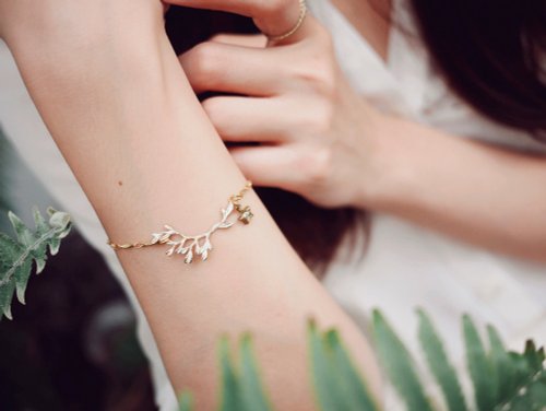 Nordic forest bracelet - two colours to choose from
