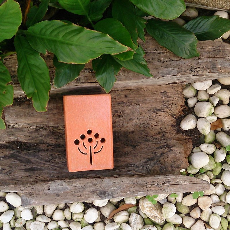 Hand made pottery aromatherapy seat (square seat / red brick orange) - น้ำหอม - ดินเผา สีส้ม