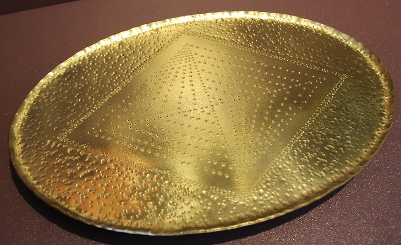 Metalwork hand-made golden tea tray - จานเล็ก - โลหะ สีทอง