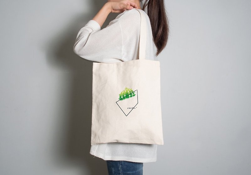 Hand-painted handprint embryo cloth bag [fat cactus] single-sided pattern portable/shoulder - กระเป๋าแมสเซนเจอร์ - ผ้าฝ้าย/ผ้าลินิน สีเขียว