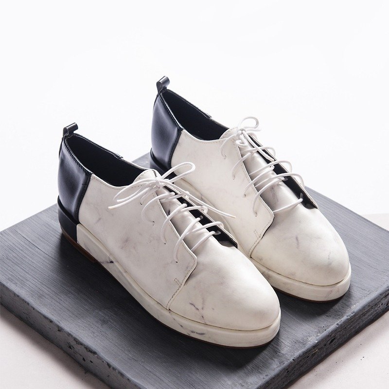 Marble Cutshoes Platform shoes - รองเท้าลำลองผู้หญิง - หนังแท้ ขาว