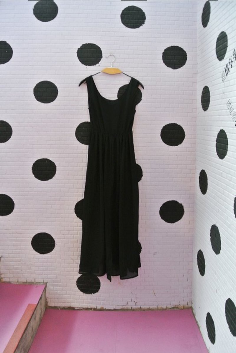 長裙飄飄．彈性透氣長裙 - One Piece Dresses - Other Materials Black