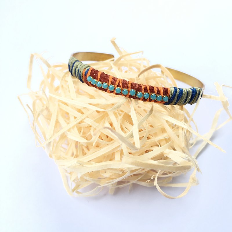 ololssim nation retro dark blue stone bracelet / bracelet - Bracelets - Other Metals Multicolor